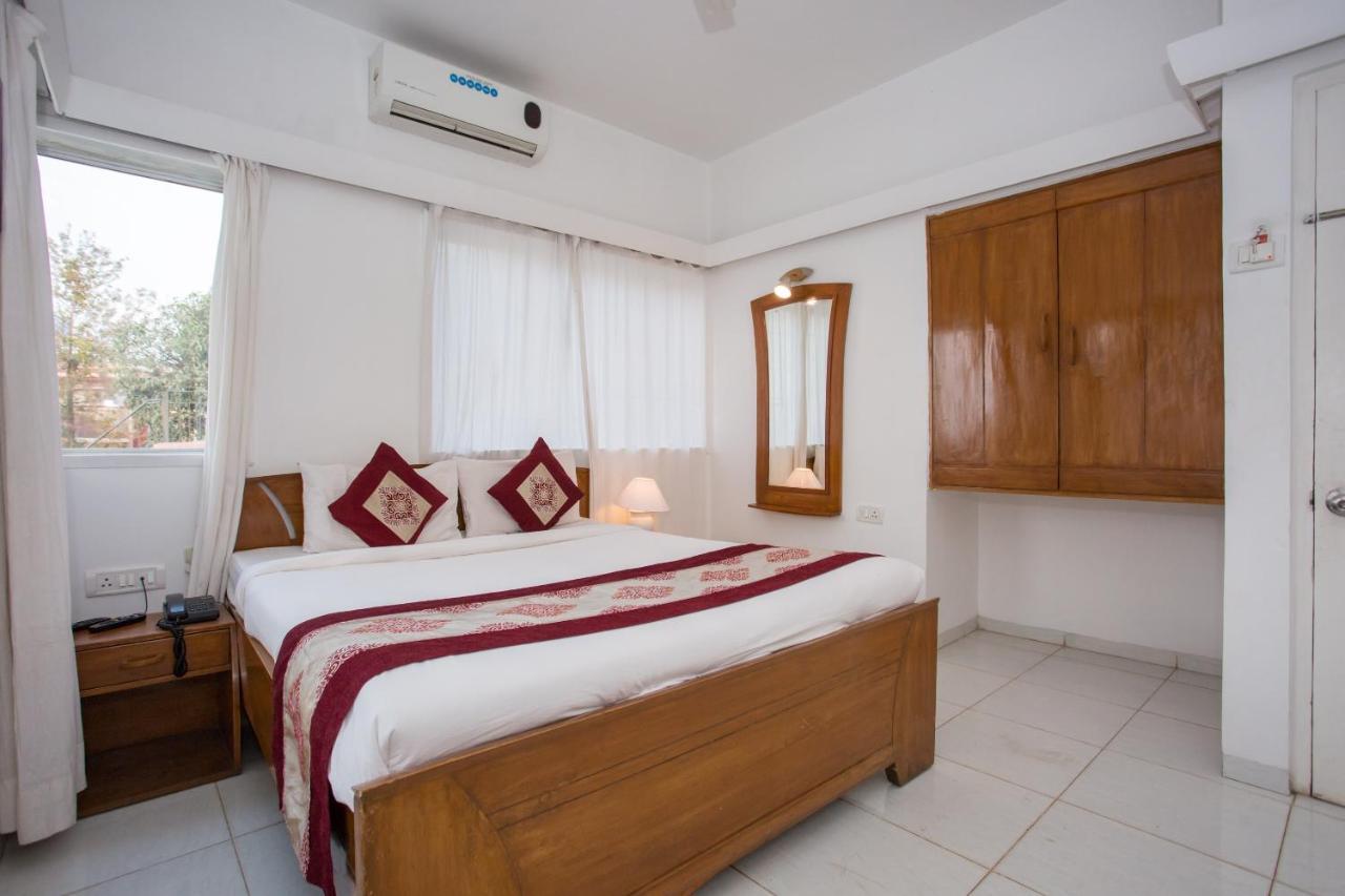 Oyo Flagship Hotel Silver Nest พันช์กานี ภายนอก รูปภาพ